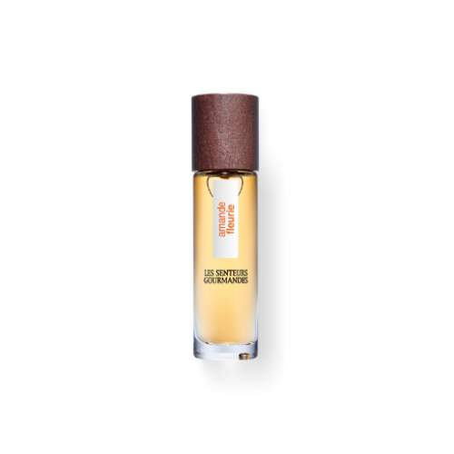 Amande Fleurie : 90% naturel. Fraîcheur sucrée d'amande et mandarine, florale et réconfortante de bois de santal et vanille.