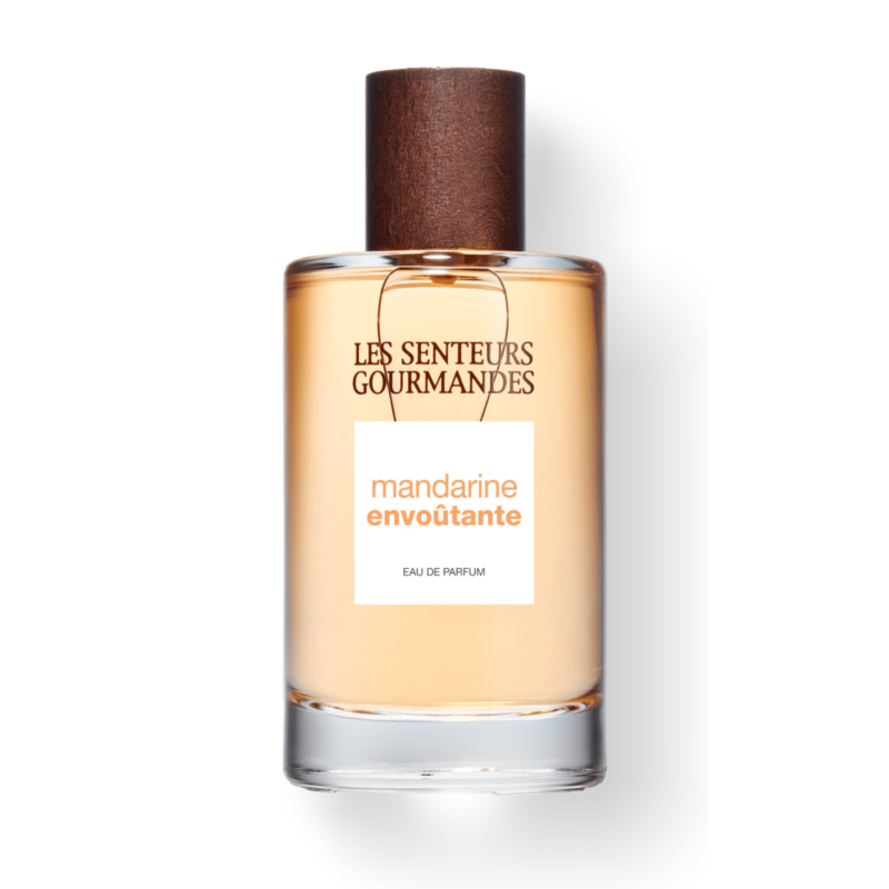 Découvrez la Mandarine Envoûtante : une symphonie de fraîcheur et de vivacité. Notes de mandarine éclatante, pamplemousse, basilic, et bois sec.