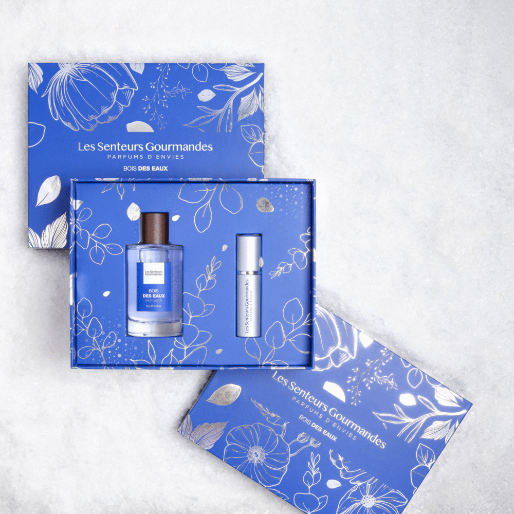 Découvrez notre eau de parfum BOIS DES EAUX composée de 92% d'ingrédients d’origine naturelle