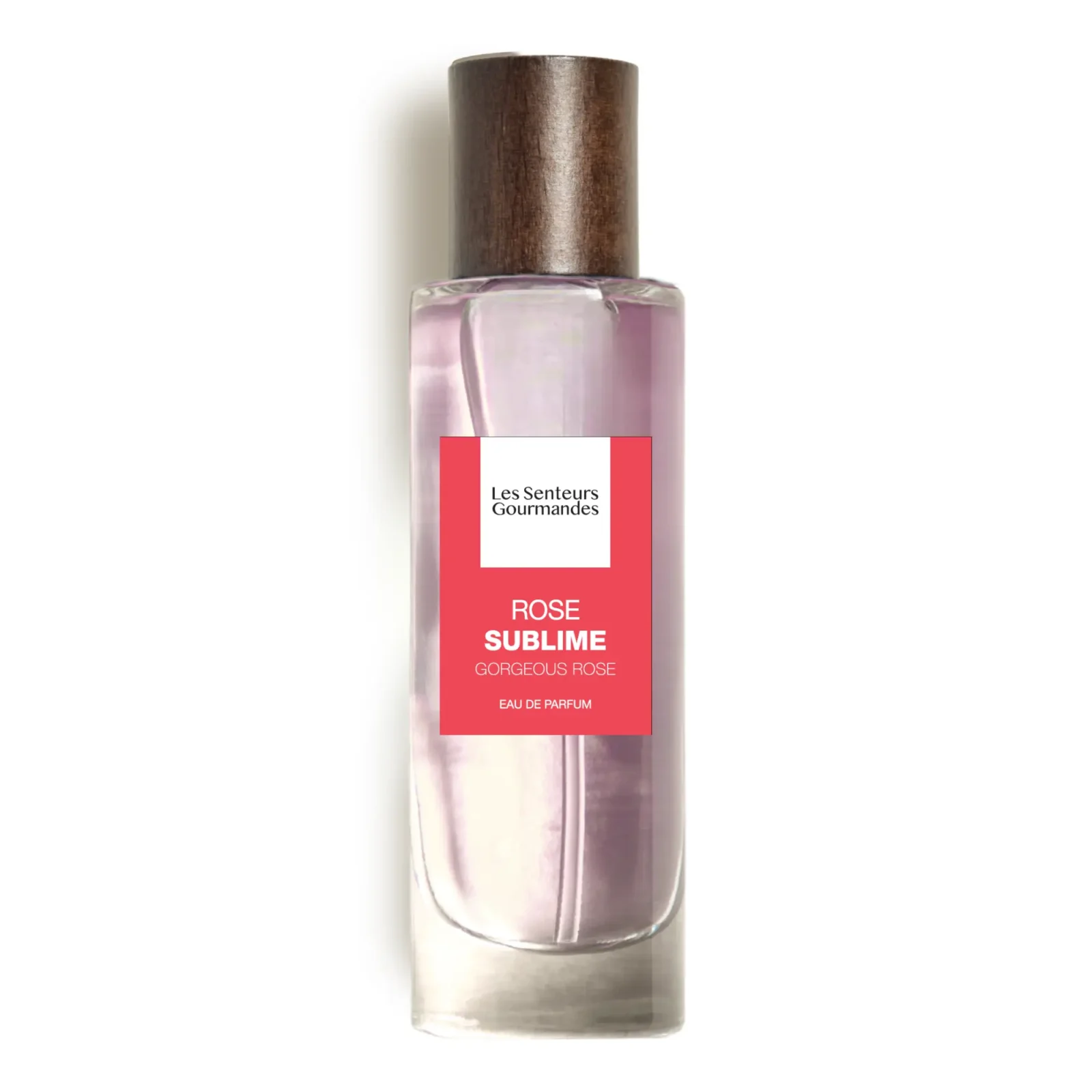 ROSE SUBLIME, un parfum floral fruité qui combine la vivacité des agrumes avec la délicatesse de la rose et du géranium, enveloppée par des accords de musc et de bois pour une allure sophistiquée.